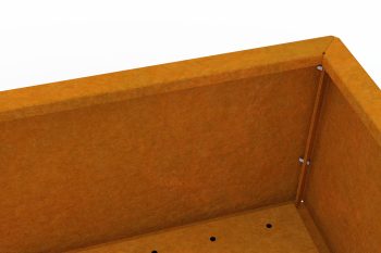 Bližnji pogled na kot cvetličnego korito Flamula s prikazom enostavne montaže s stranskimi vijaki.